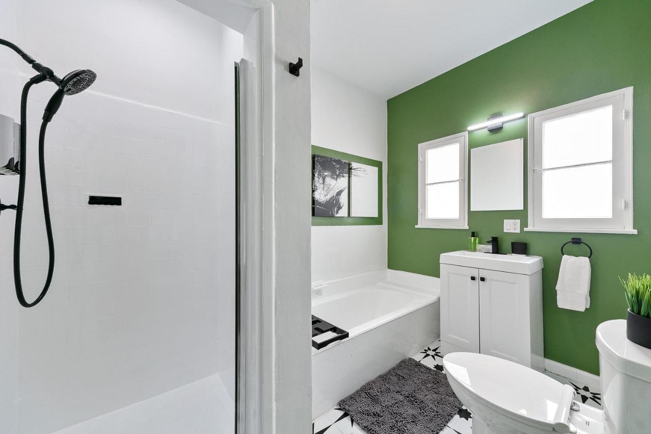 Beverly Hills Stylish & Central 1 Bedroom Apt + Parking Los Angeles Extérieur photo